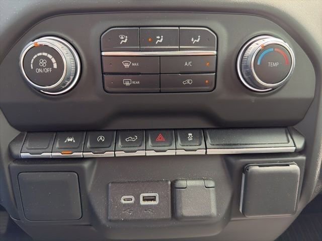 Used 2024 Chevrolet Silverado 1500 Custom AWD/4WD image 18