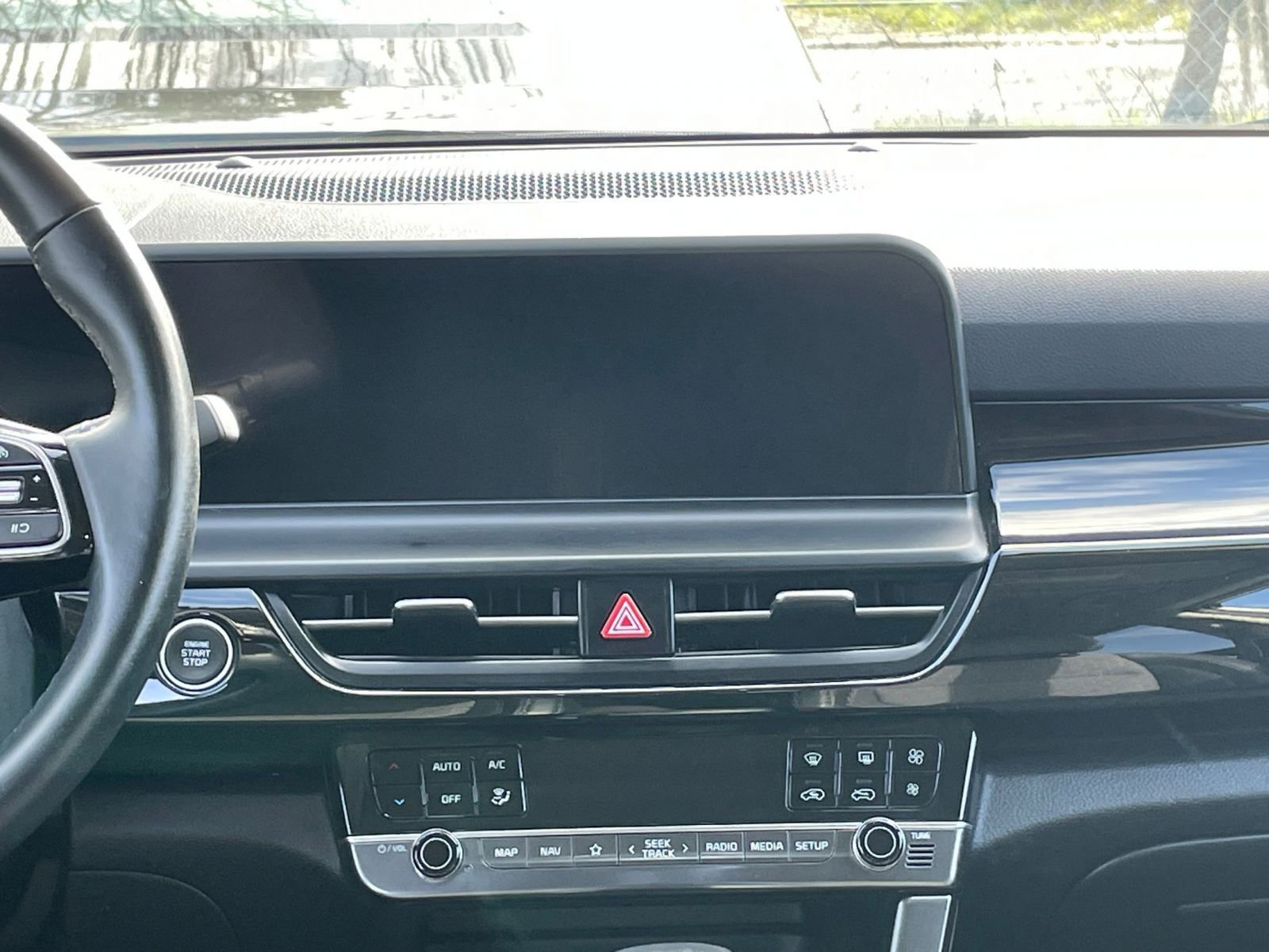 Used 2025 Kia Seltos S FWD image 21