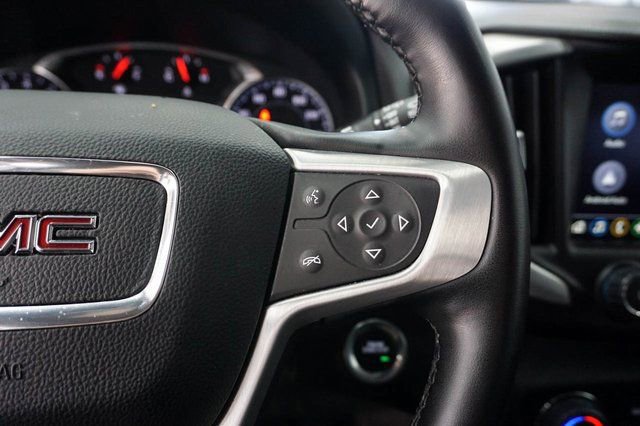 Used 2024 GMC Terrain SLT image 27