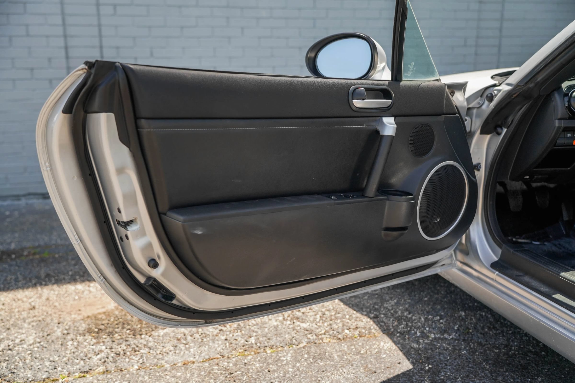 Used 2008 MAZDA MX-5 Miata Grand Touring w/ Premium Pkg RWD image 11