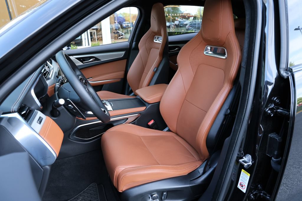Used 2024 Jaguar F-PACE R-Dynamic S AWD/4WD image 15