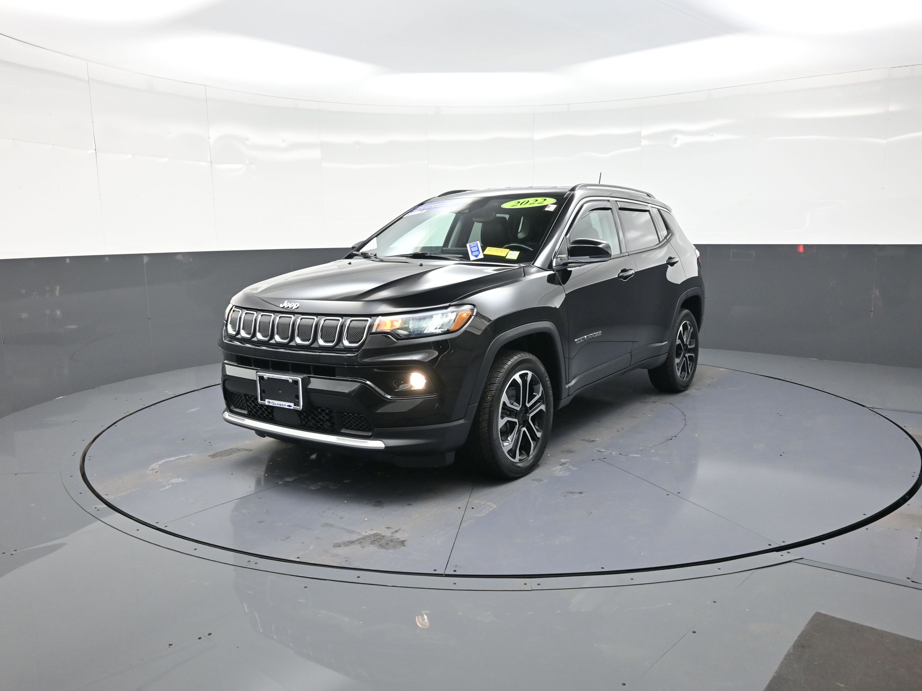Used 2022 Jeep Compass Limited image 7