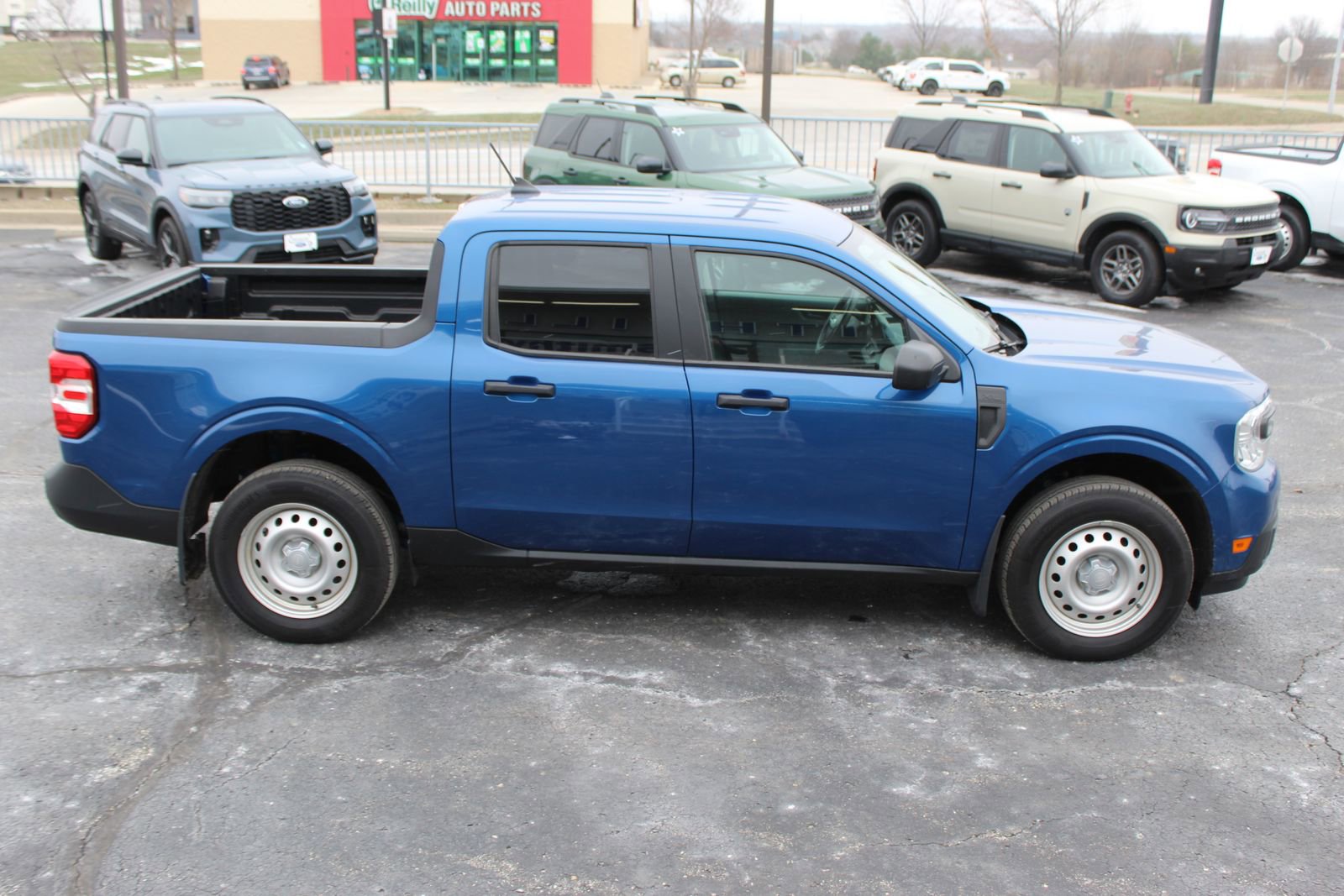 Used 2023 Ford Maverick XL image 8