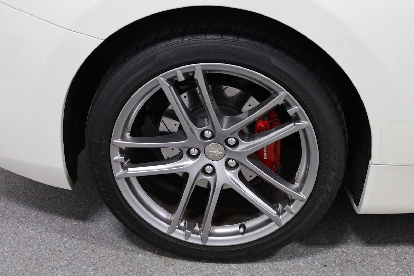 Used 2018 Maserati GranTurismo Sport image 37