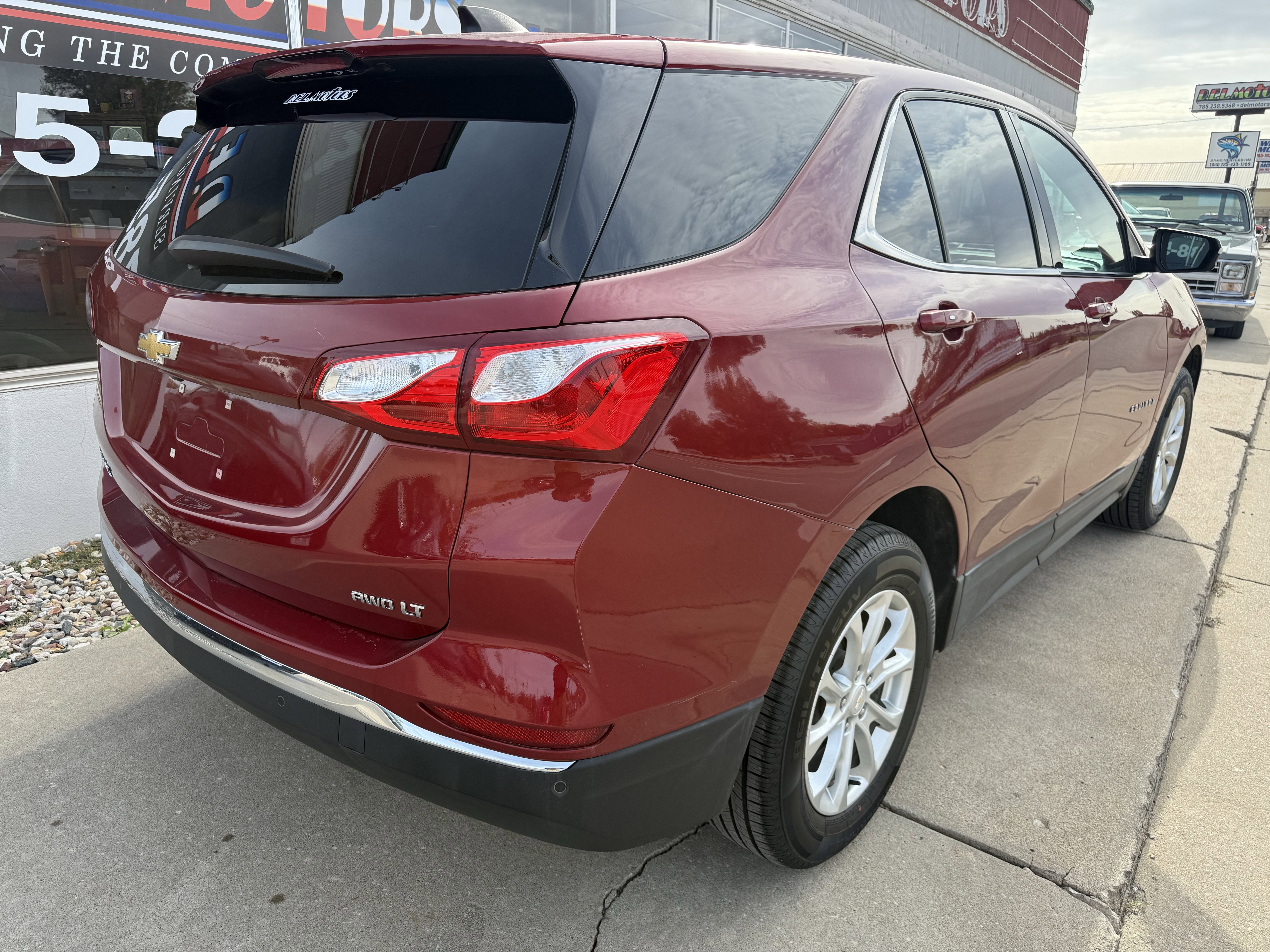 Used 2019 Chevrolet Equinox LT image 8