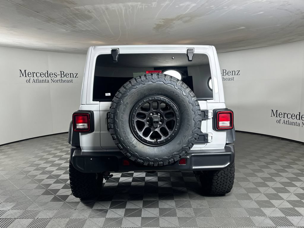 Used 2022 Jeep Wrangler Unlimited Sport w/ Xtreme Recon 35" Tire Package AWD/4WD image 6