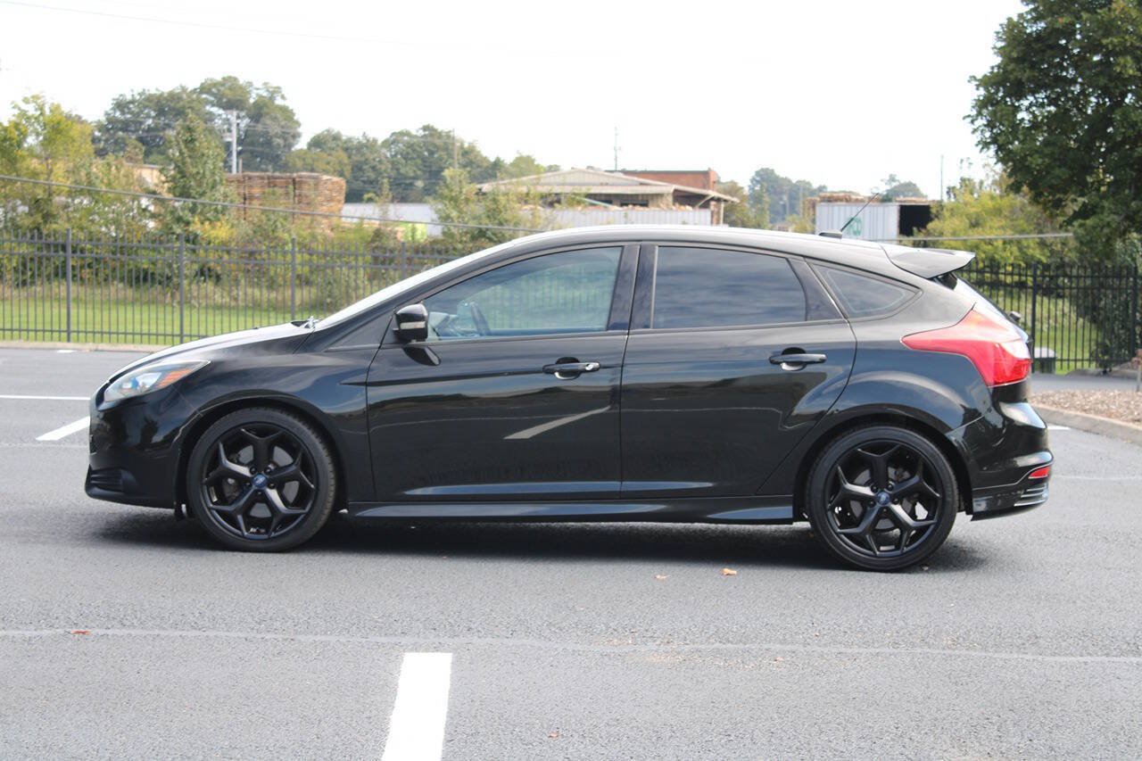 Used 2014 Ford Focus ST w/ Equipment Group 202A FWD image 3