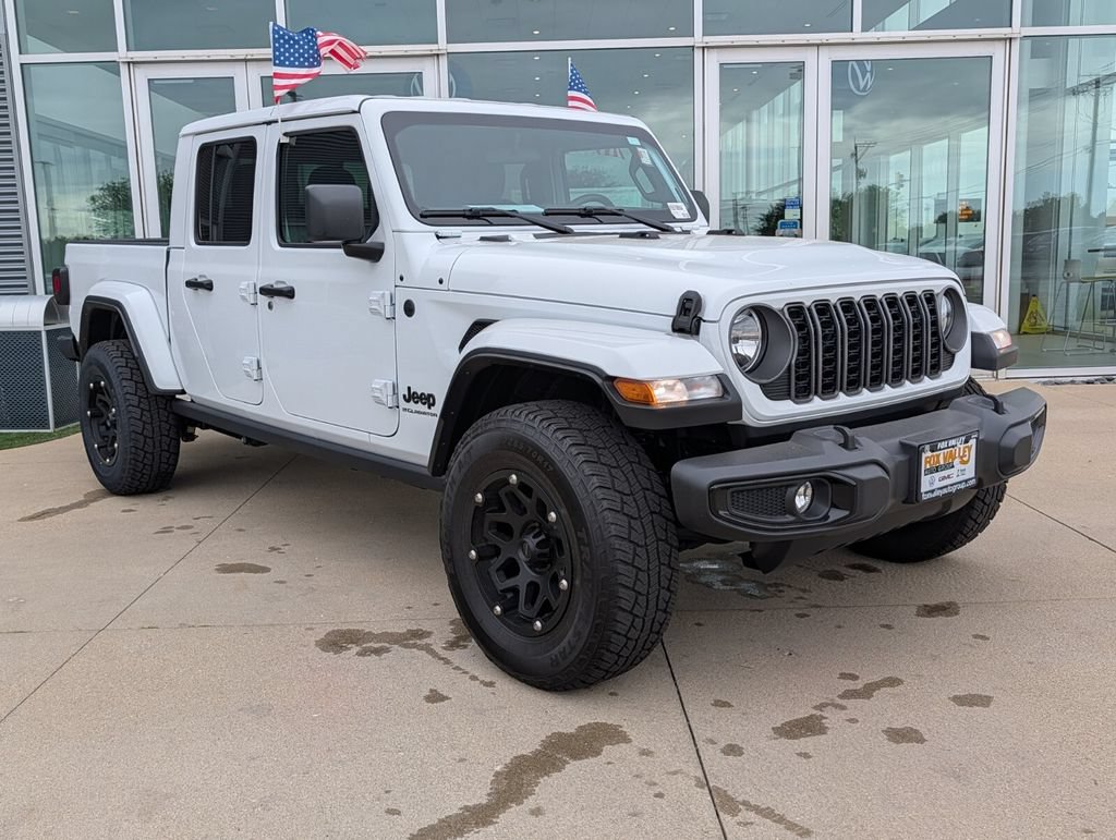 Used 2025 Jeep Gladiator Sport AWD/4WD video 2