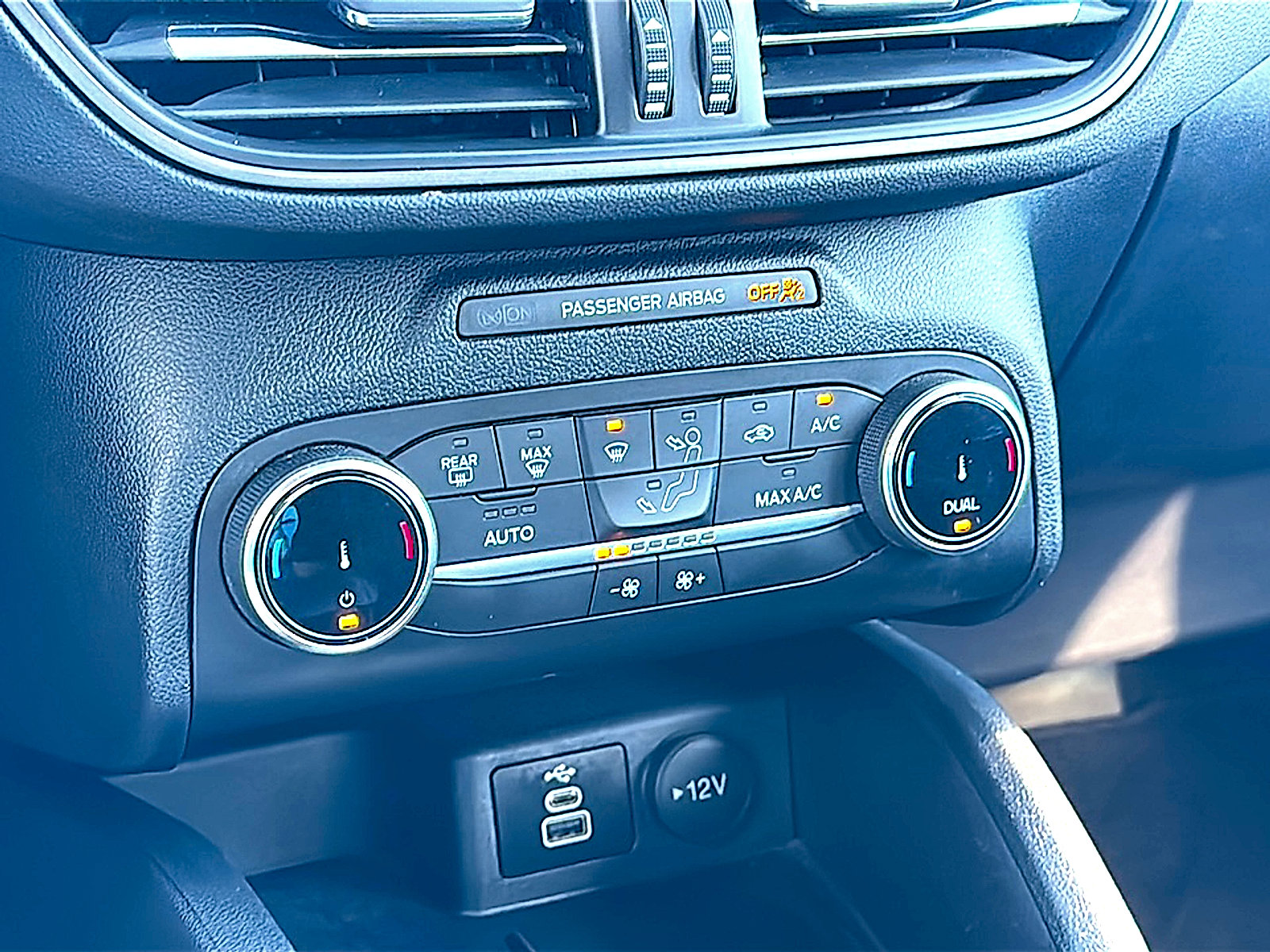 Used 2024 Ford Escape Active image 33