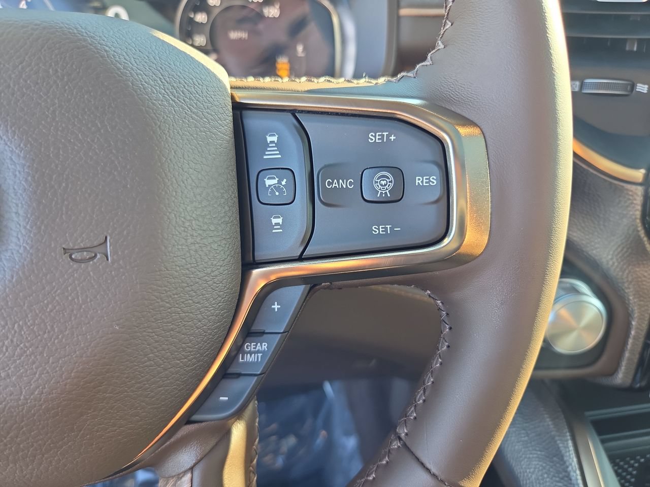 New 2027 RAM 1500 Limited AWD/4WD image 17