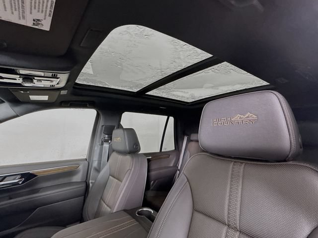 New 2026 Chevrolet Tahoe High Country AWD/4WD image 24