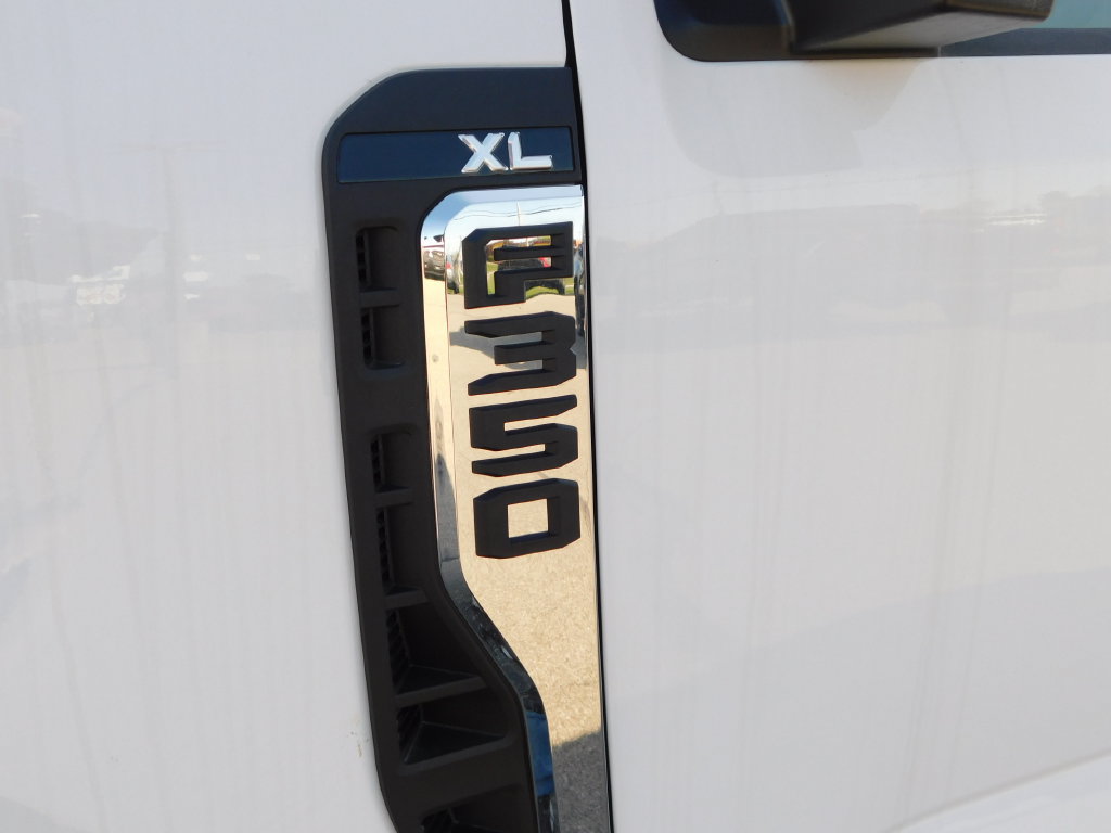 New 2026 Ford F350 XL RWD image 34