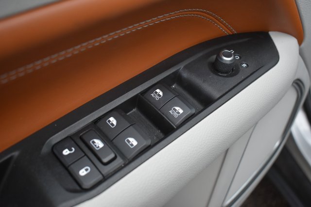 Used 2022 Jeep Compass Limited image 15