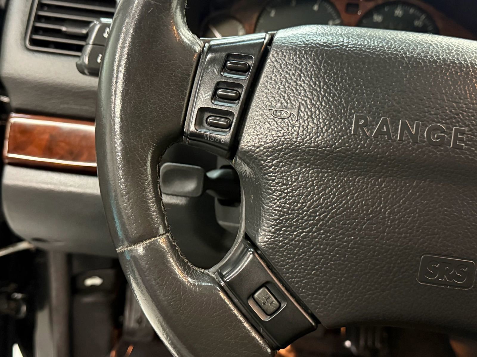 Used 2001 Land Rover Range Rover HSE image 25