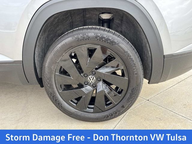 New 2026 Volkswagen Atlas Cross Sport SE image 28