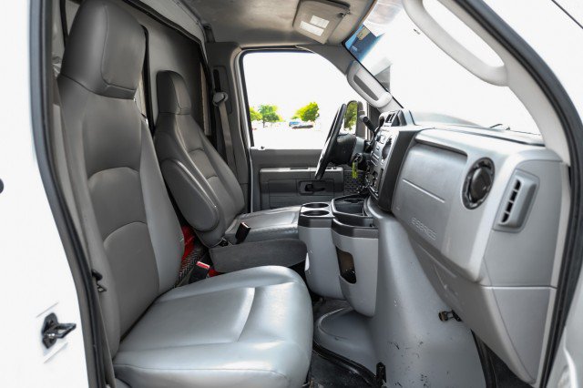 Used 2019 Ford E-350 and Econoline 350 Super Duty w/ Power Windows & Locks Group RWD image 29
