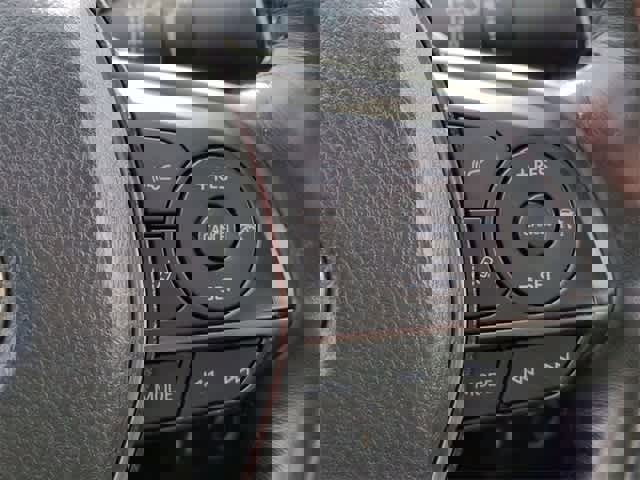 Used 2023 Toyota Camry SE image 25