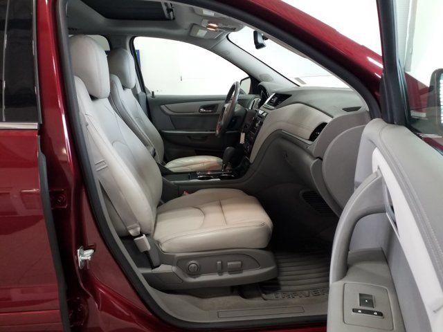 Used 2017 Chevrolet Traverse LT AWD/4WD image 16