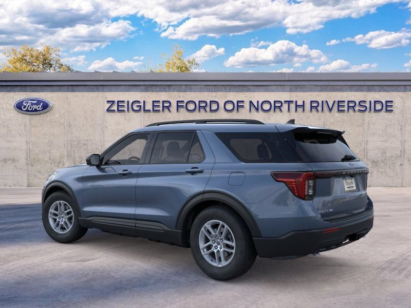 New 2026 Ford Explorer Active AWD/4WD image 4