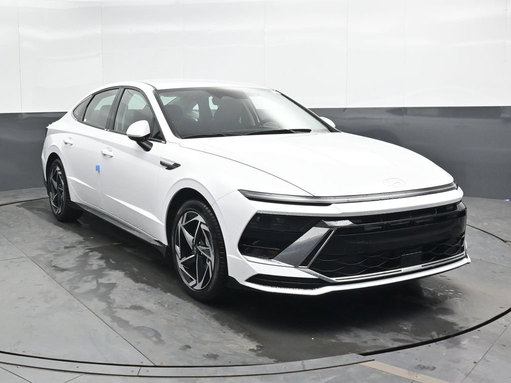 New 2026 Hyundai Sonata SEL FWD image 4