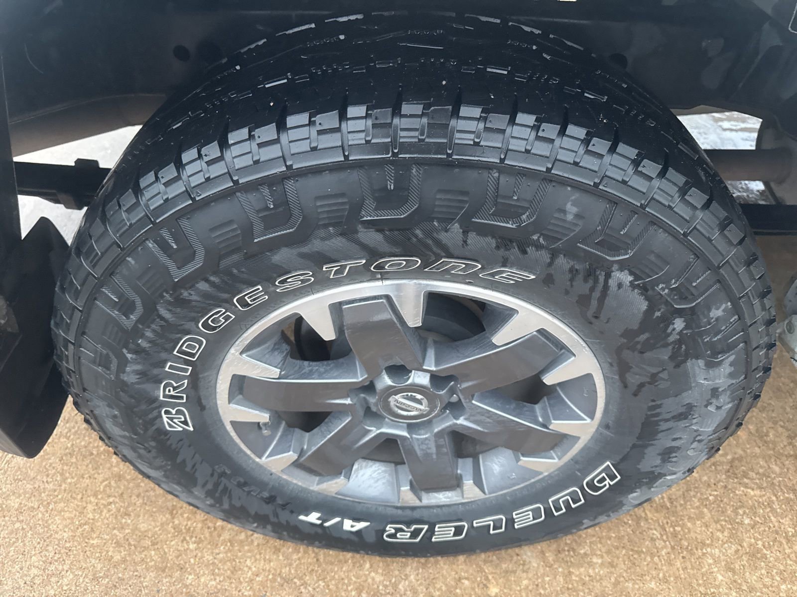 Used 2015 Nissan Frontier PRO-4X w/ Pro-4x Luxury Package AWD/4WD image 11