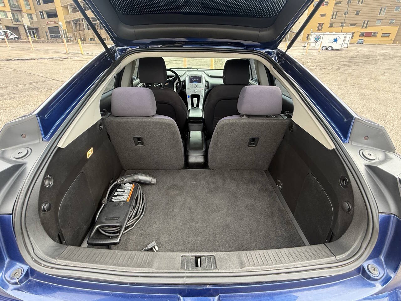 Used 2013 Chevrolet Volt FWD image 24