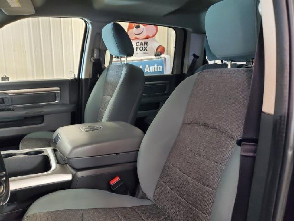 Used 2017 RAM 1500 Classic SLT w/ Luxury Group image 14