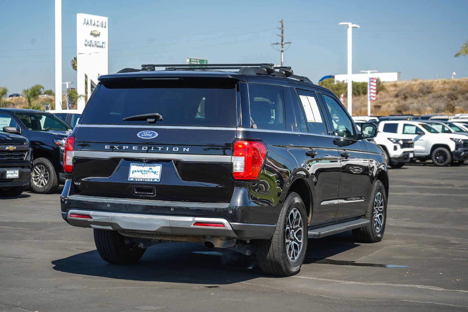 Used 2024 Ford Expedition XLT AWD/4WD image 4