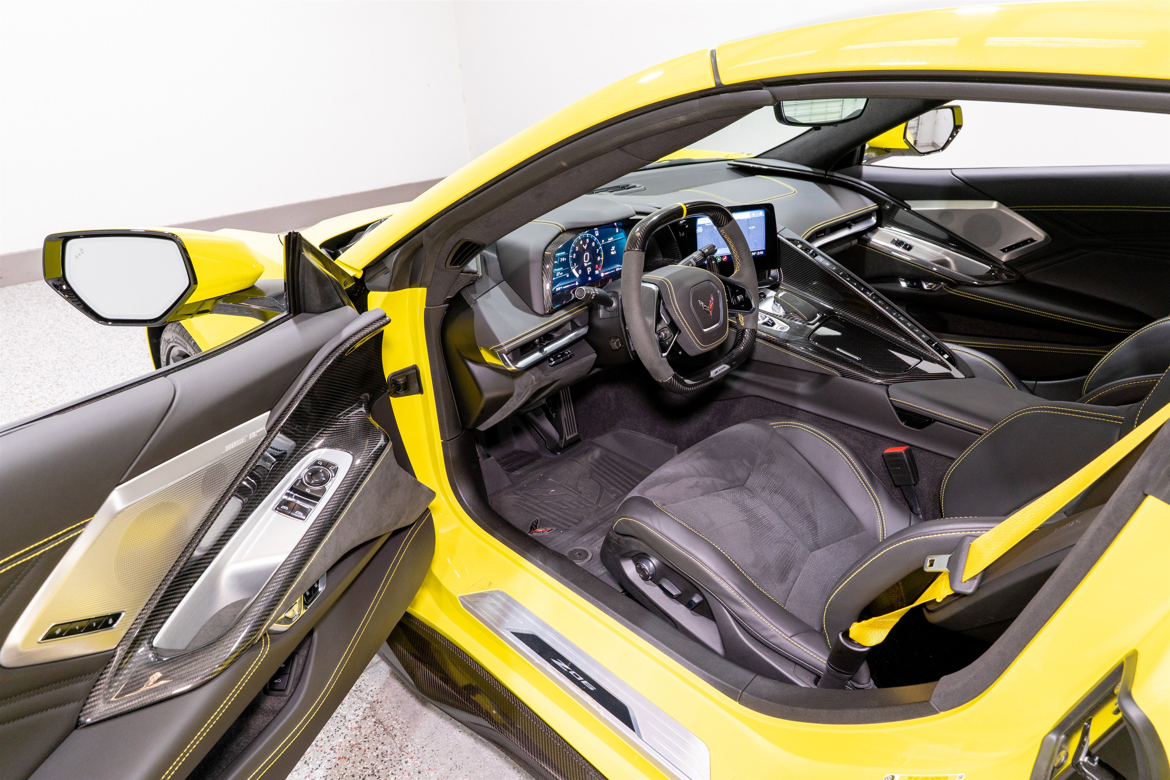 Used 2023 Chevrolet Corvette Z06 w/ Battery Protection Package image 11