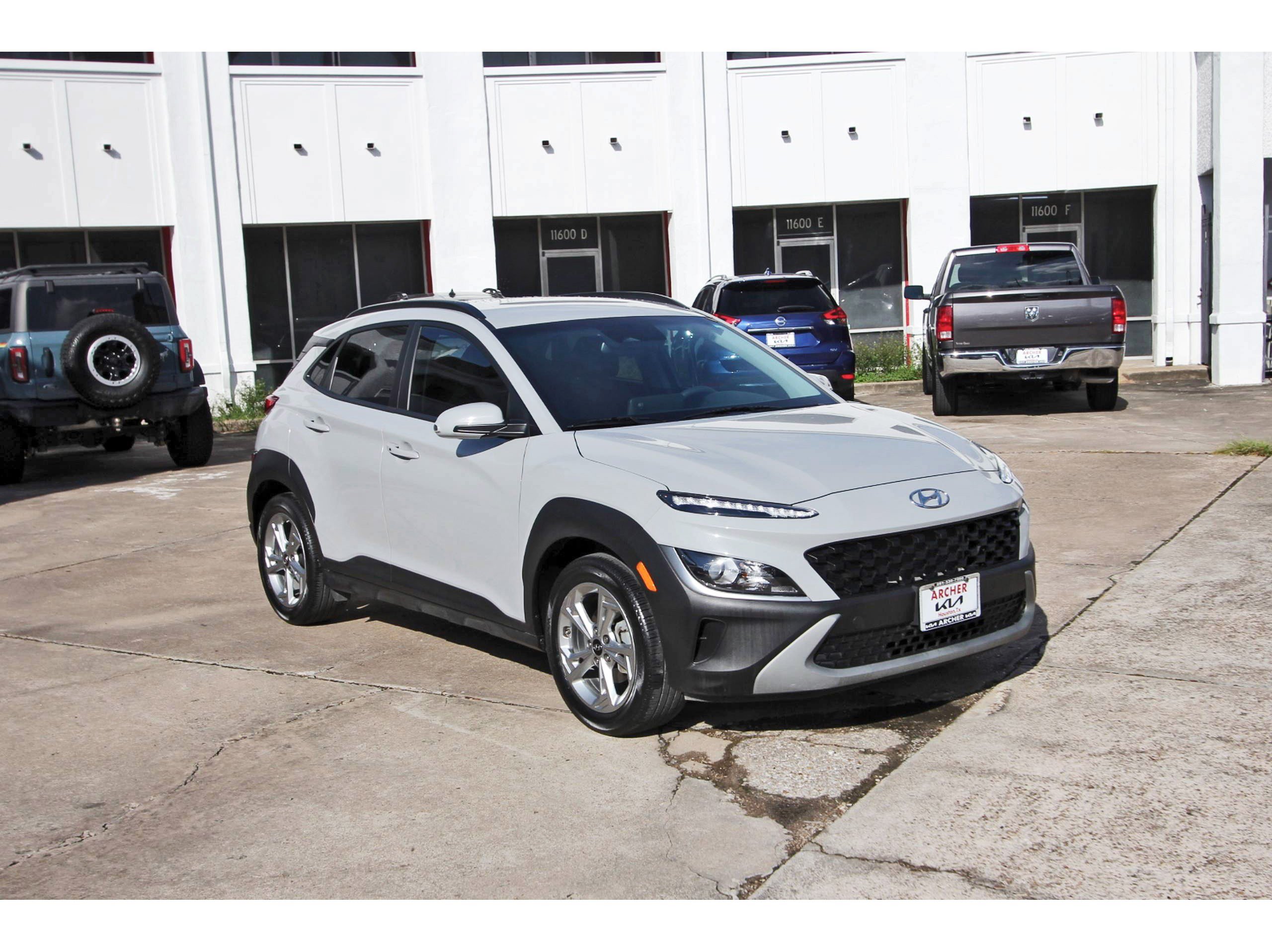 Used 2022 Hyundai Kona SEL FWD image 9