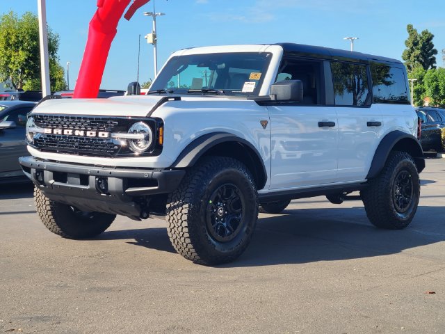 New 2026 Ford Bronco Badlands AWD/4WD image 2