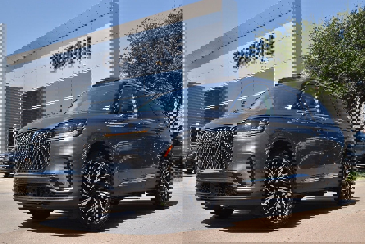Certified 2025 Lincoln Aviator Reserve w/ Equipment Group 201A