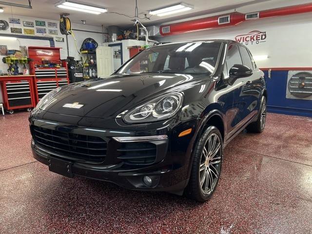 Used 2018 Porsche Cayenne Platinum Edition image 1