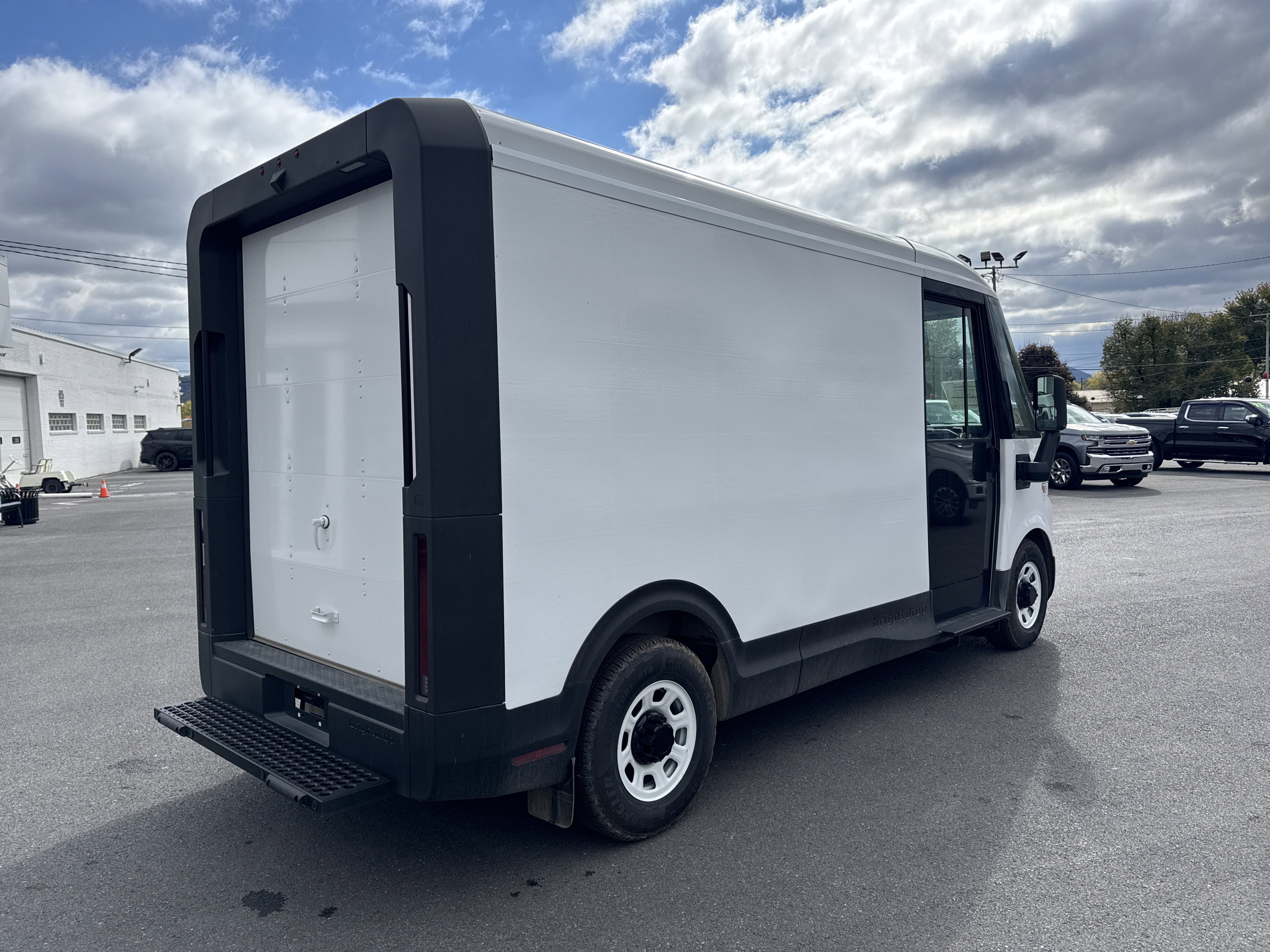 New 2025 Chevrolet Brightdrop 400 w/ Battery Pack, Max Range image 3