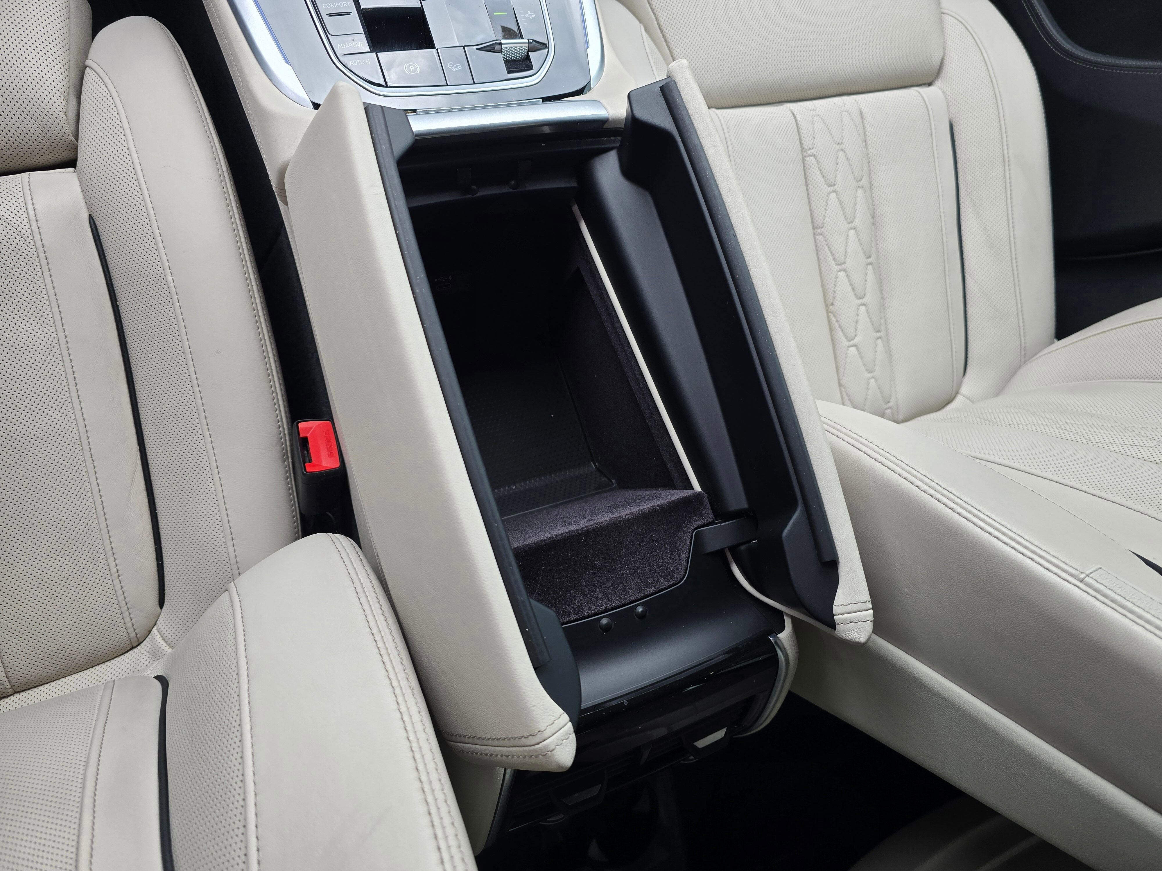 Certified 2022 BMW ALPINA XB7 AWD/4WD image 56