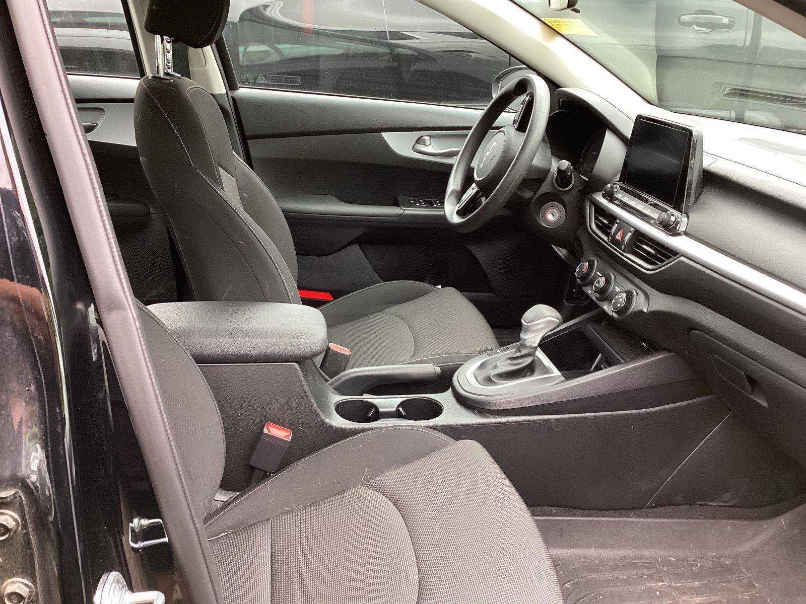 Used 2024 Kia Forte LX FWD image 6