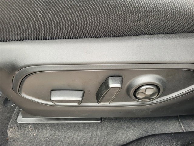 New 2025 Jeep Grand Cherokee Laredo X image 5