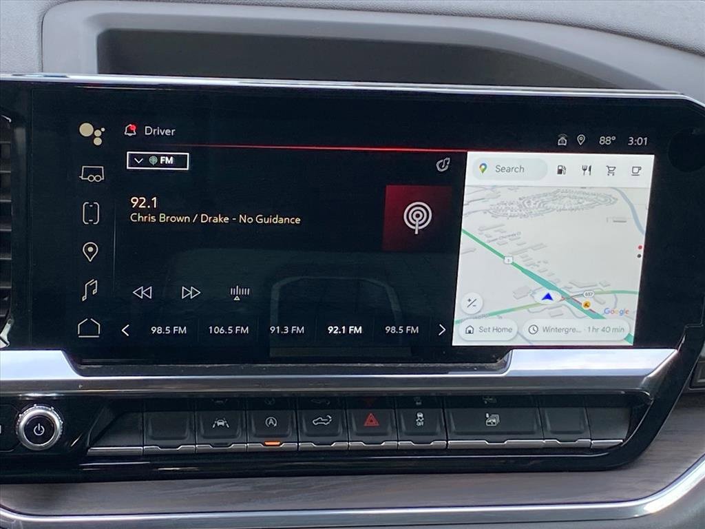 Used 2025 GMC Sierra 1500 SLT image 11