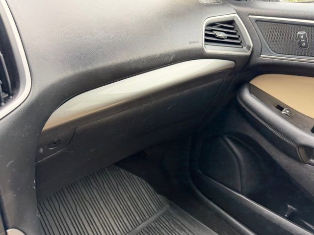 Used 2019 Ford Edge SEL w/ Equipment Group 201A image 21