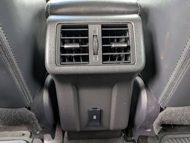 Used 2020 Mitsubishi Outlander SEL AWD/4WD image 29
