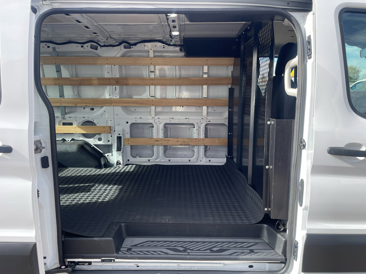 Used 2024 Ford Transit 250 Low Roof w/ Exterior Upgrade Package image 14