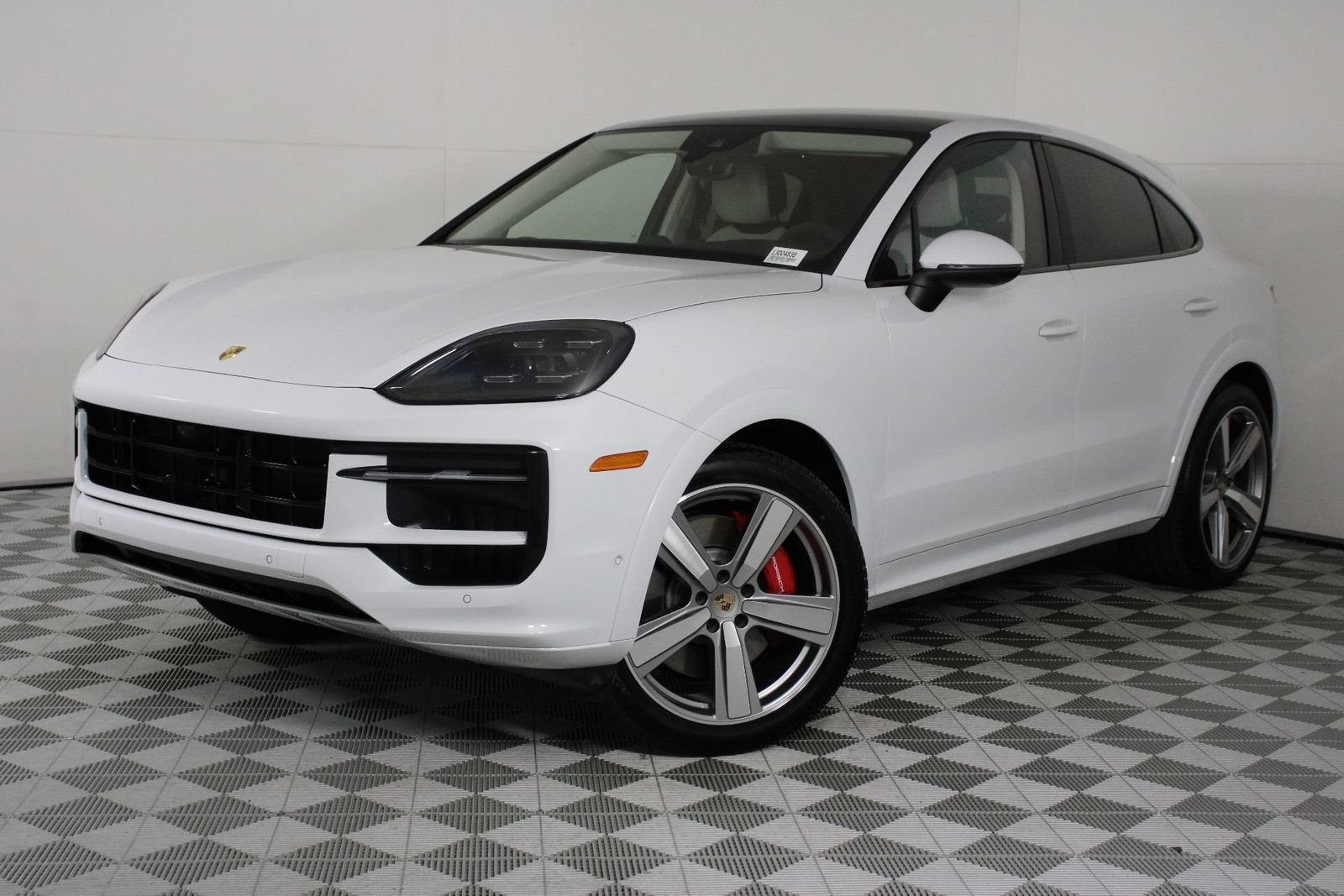 Certified 2026 Porsche Cayenne S AWD/4WD image 35