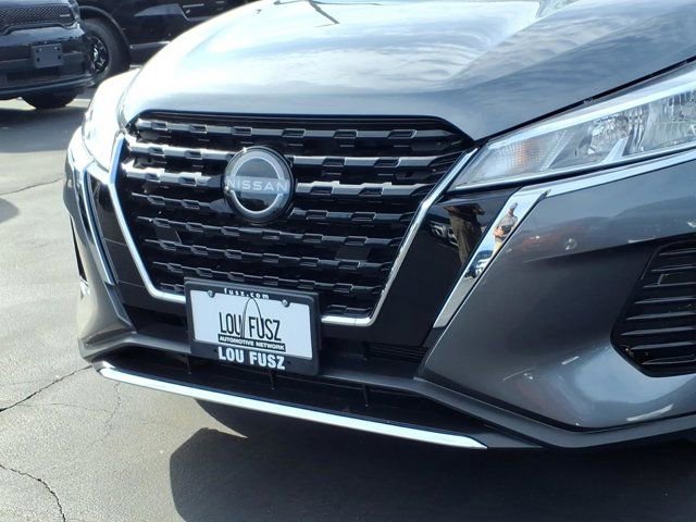 Used 2025 Nissan Kicks Play S FWD image 33