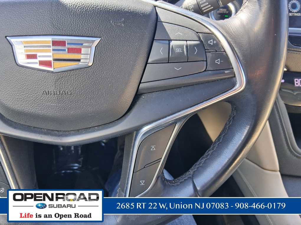 Used 2018 Cadillac XT5 Luxury w/ Driver Awareness Package image 5