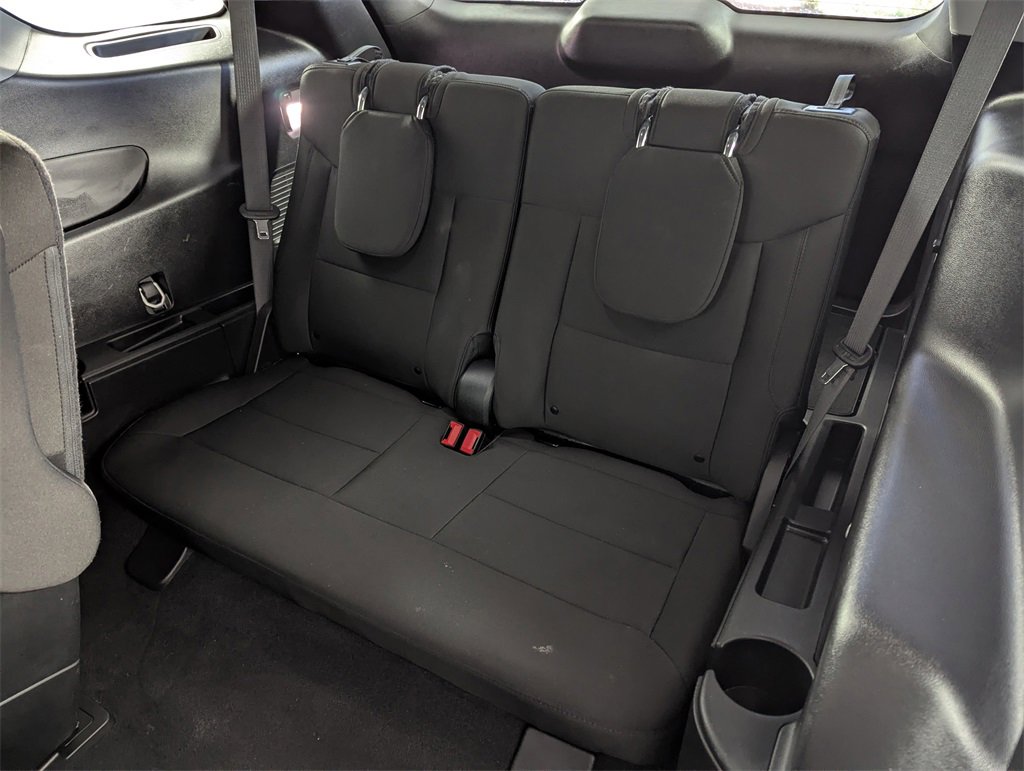 Used 2024 Ford Explorer XLT image 29