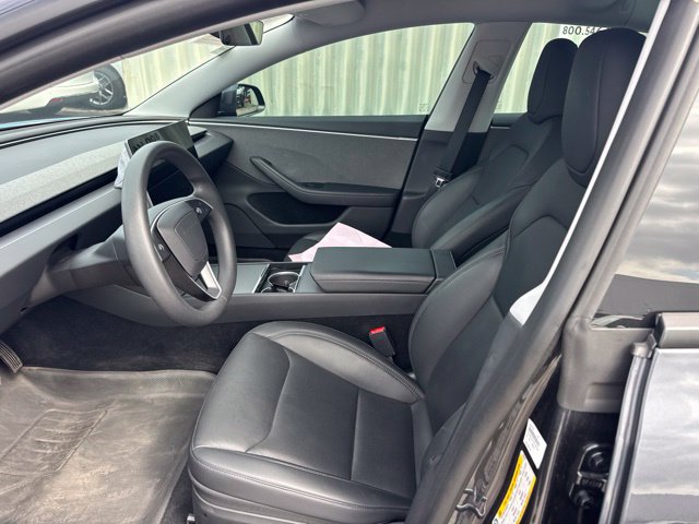 Used 2025 Tesla Model 3 Long Range RWD image 9
