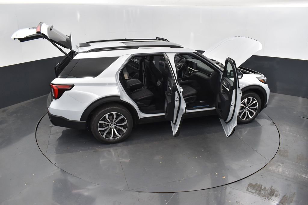 New 2026 Ford Explorer ST-Line image 38