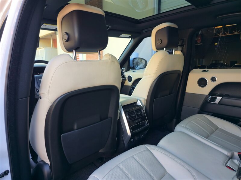 Used 2019 Land Rover Range Rover Sport HSE AWD/4WD image 30