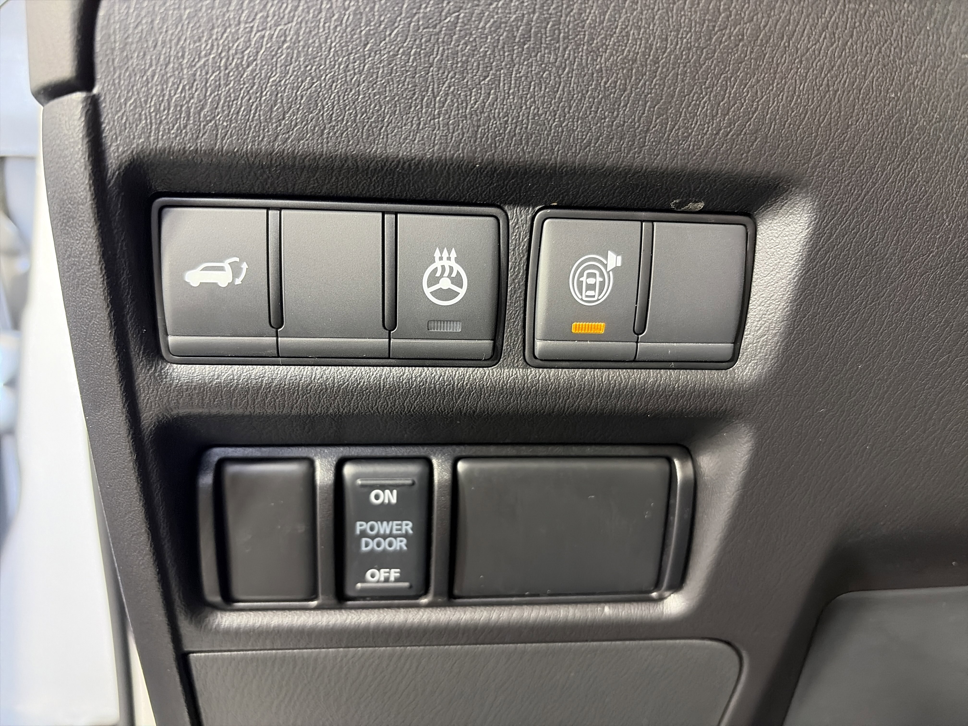 Certified 2024 Nissan Armada SL image 33