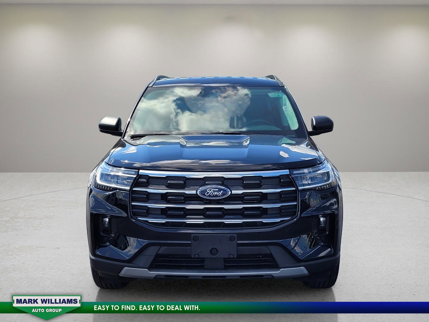 Used 2025 Ford Explorer Active w/ Active Comfort Package image 9